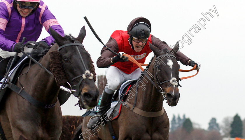 Cat-Tiger-0002 
 CAT TIGER (right, David Maxwell) beats COBOLOBO (left, Jonjo O'Neill) in The SBK Handicap Chase
Ascot 22 Jan 2022 - Pic Steven Cargill / Racingfotos.com