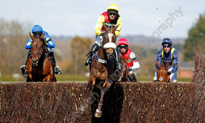 Espoir-De-Romay-0001 
 ESPOIR DE ROMAY (David Bass) 
Aintree 9 Apr 2021 - Pic Steven Cargill / Racingfotos.com