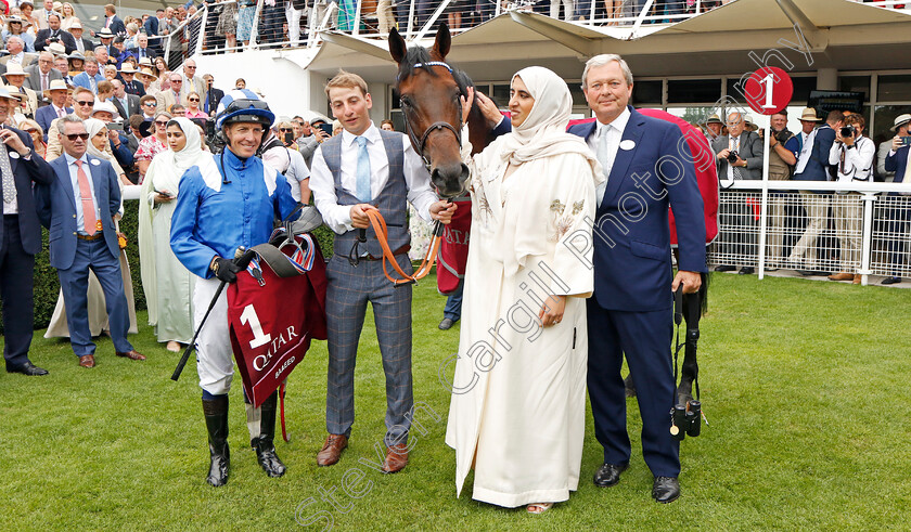 Baaeed-0019 
 BAAEED (Jim Crowley) with Sheikha Hissa and William Haggas after The Qatar Sussex Stakes
Goodwood 27 Jul 2022 - Pic Steven Cargill / Racingfotos.com