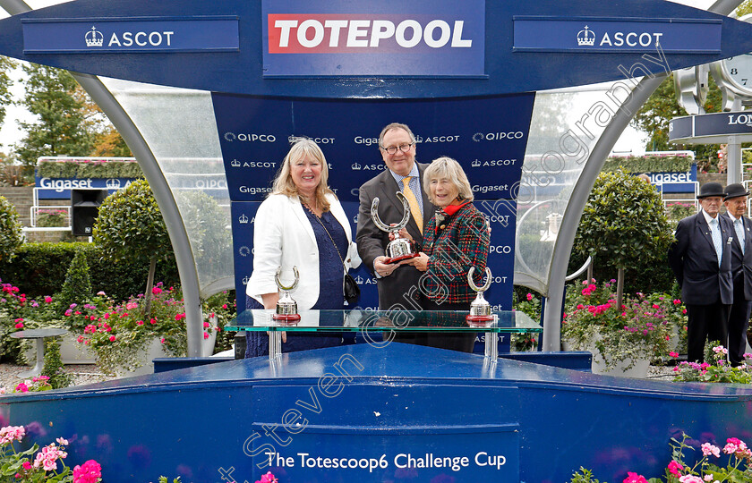 Accidental-Agent-0010 
 Presentation for The Totescoop6 Challenge Cup Ascot 7 Oct 2017 - Pic Steven Cargill / Racingfotos.com