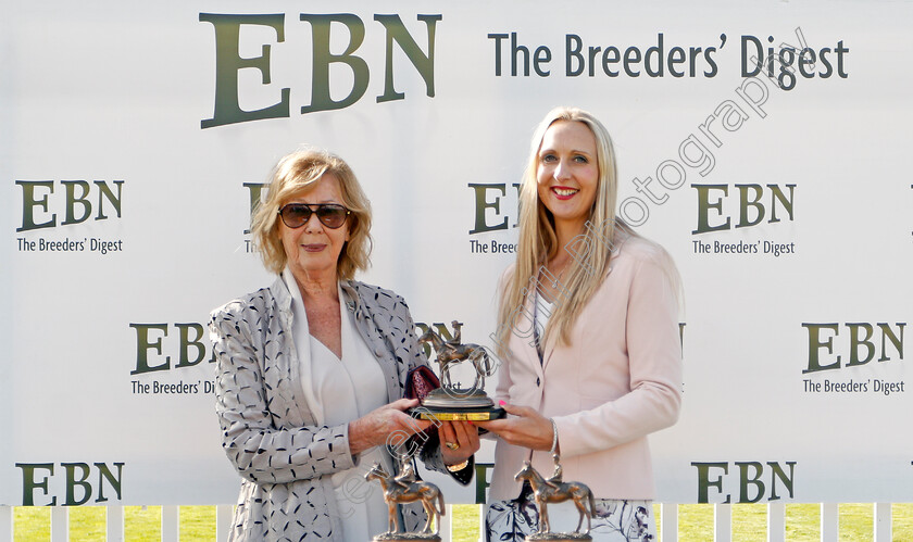 Belated-Breath-0008 
 Presentation by Claire Taylor to Lady Blyth for The European Bloodstock News EBF Lochsong Fillies Handicap won by BELATED BREATH
Salisbury 5 Sep 2019 - Pic Steven Cargill / Racingfotos.com