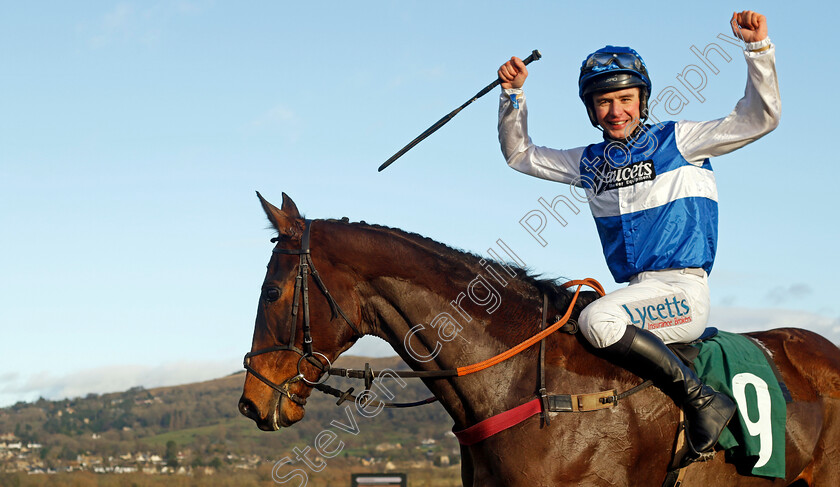 Gemirande-0004 
 GEMIRANDE (Charlie Deutsch) wins The Nyetimber December Gold Cup
Cheltenham 14 Dec 2024 - Pic Steven Cargill / Racingfotos.com