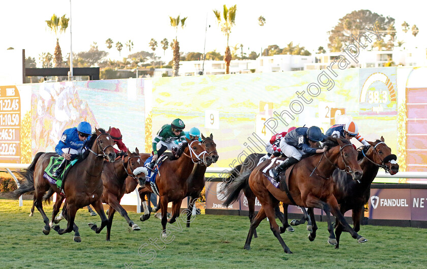 Henri-Matisse-0003 
 HENRI MATISSE (Ryan Moore) wins the Breeders' Cup Juvenile Turf
Del Mar USA 1 Nov 2024 - Pic Steven Cargill / Racingfotos.com