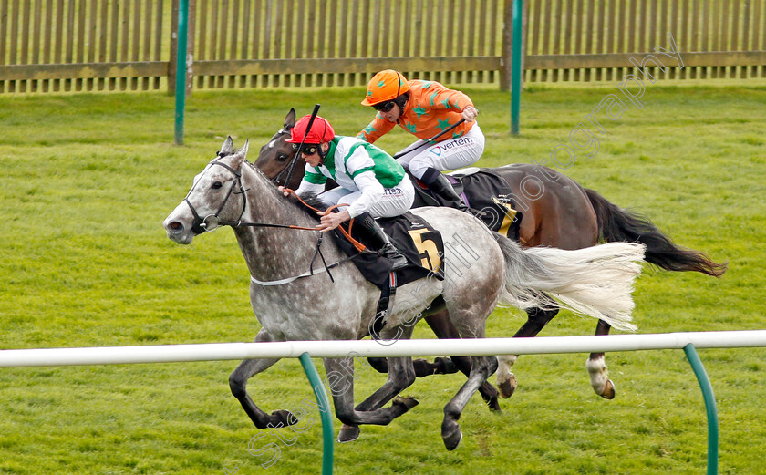 Mjjack-0003 
 MJJACK (Clifford Lee) wins The bet365 Handicap Newmarket 17 Apr 2018 - Pic Steven Cargill / Racingfotos.com