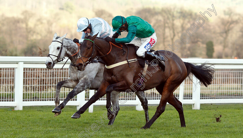 Kildisart-0002 
 KILDISART (Daryl Jacob) beats ACTIVIAL (left) in The Sebastian's Action Trust Graduation Chase
Ascot 22 Dec 2018 - Pic Steven Cargill / Racingfotos.com