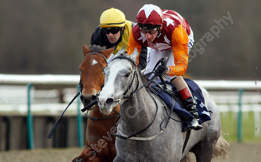 Lincoln-Spirit-0005 
 LINCOLN SPIRIT (Adam Kirby) wins The Ladbrokes Home Of The Odds Boost Handicap
Lingfield 18 Jan 2019 - Pic Steven Cargill / Racingfotos.com