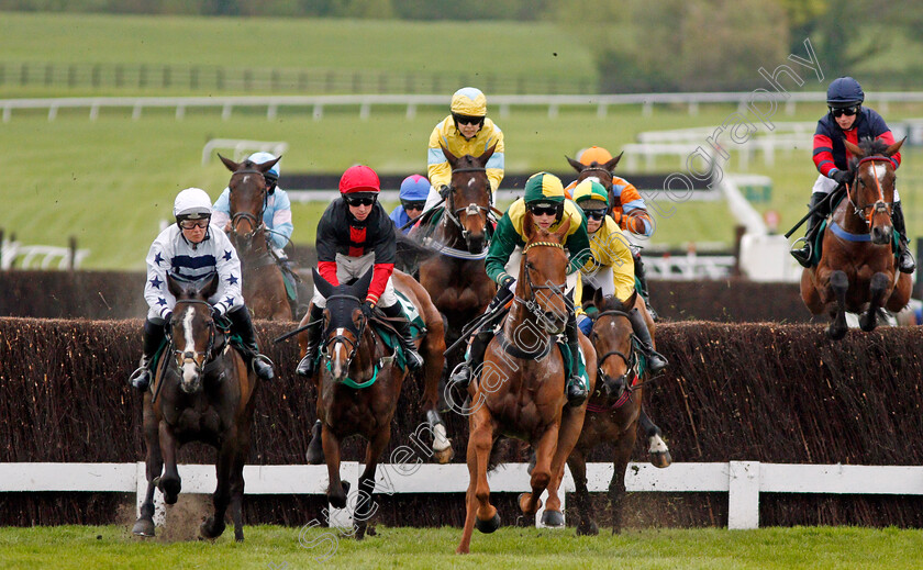 Teeton-Power-0003 
 TEETON POWER (Jack Andrews) leads at Cheltenham 4 May 2018 - Pic Steven Cargill / Racingfotos.com