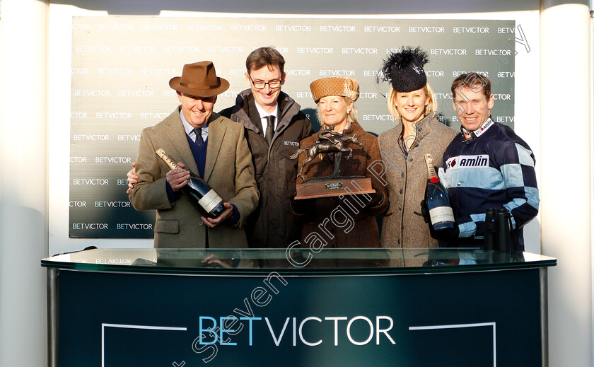 Rock-The-Kasbah-0011 
 Presentation to Diana Whateley, Philip Hobbs and Richard Johnson for The BetVictor.com Handicap Chase
Cheltenham 17 Nov 2018 - Pic Steven Cargill / Racingfotos.com