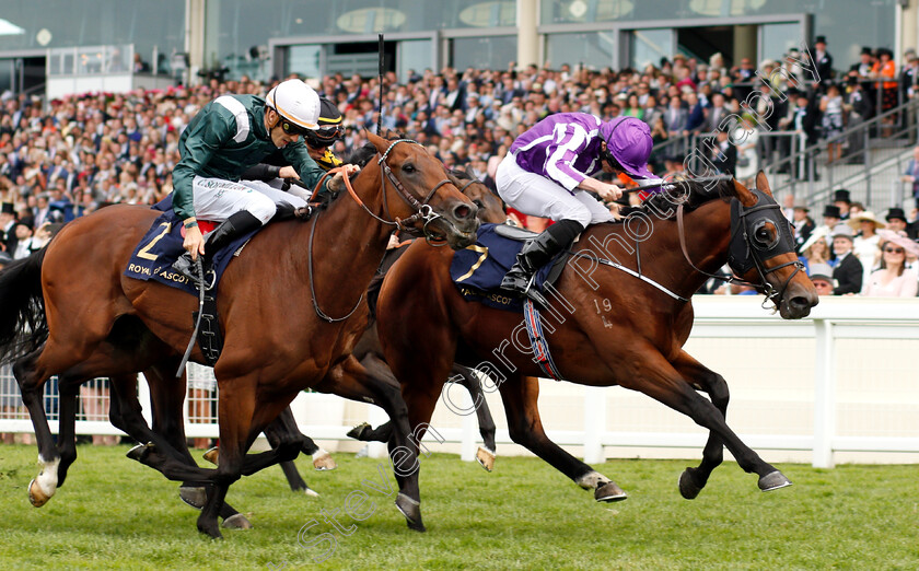 Merchant-Navy-0005 
 MERCHANT NAVY (right, Ryan Moore) beats CITY LIGHT (left) in The Diamond Jubilee Stakes
Royal Ascot 23 Jun 2018 - Pic Steven Cargill / Racingfotos.com