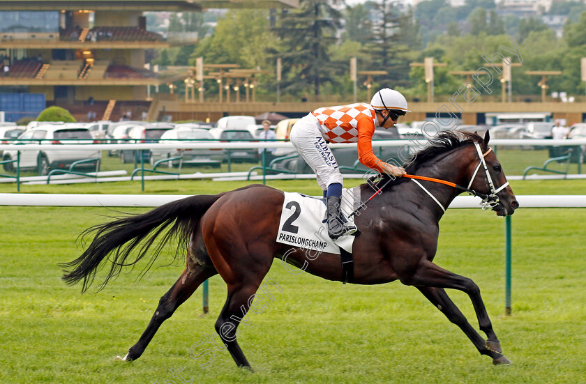 Ponntos-0001 
 PONNTOS (Mickael Barzalona) wins The Prix de Saint-Georges
Longchamp 12 May 2024 - Pic Steven Cargill / Racingfotos.com