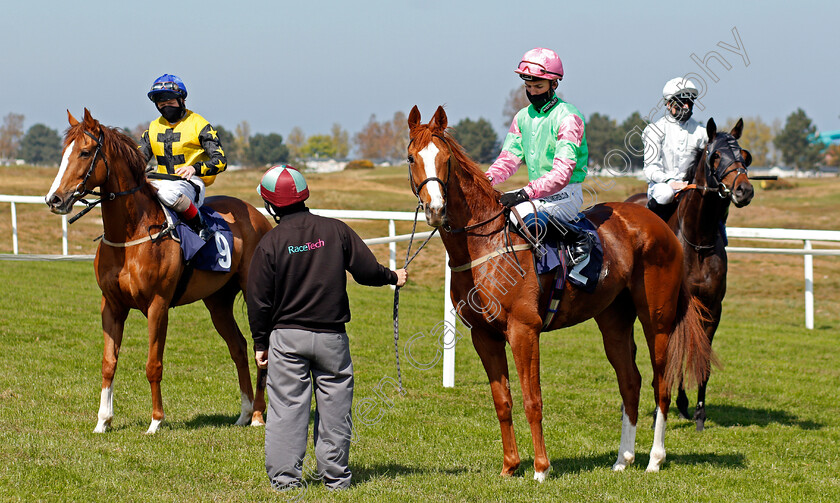 Single-0001 
 SINGLE (right, George Bass) at the start before winning The Quinnbet 25% Back As A Free Bet Handicap Div1
Yarmouth 19 May 2021 - Pic Steven Cargill / Racingfotos.com