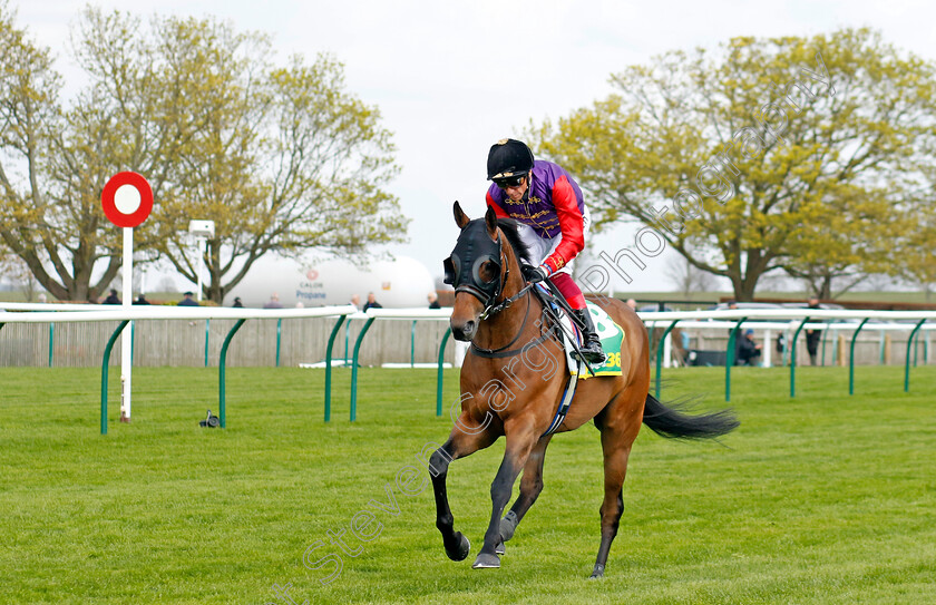 Reach-For-The-Moon-0001 
 REACH FOR THE MOON (Frankie Dettori)
Newmarket 18 Apr 2023 - Pic Steven Cargill / Racingfotos.com