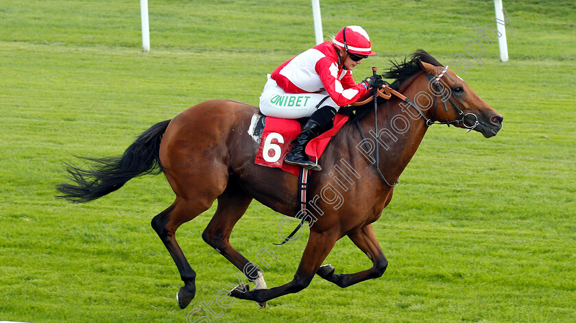 The-Emperor-Within-0004 
 THE EMPEROR WITHIN (Josephine Gordon) wins The Best Odds Guaranteed At 188bet Handicap
Sandown 31 Aug 2018 - Pic Steven Cargill / Racingfotos.com