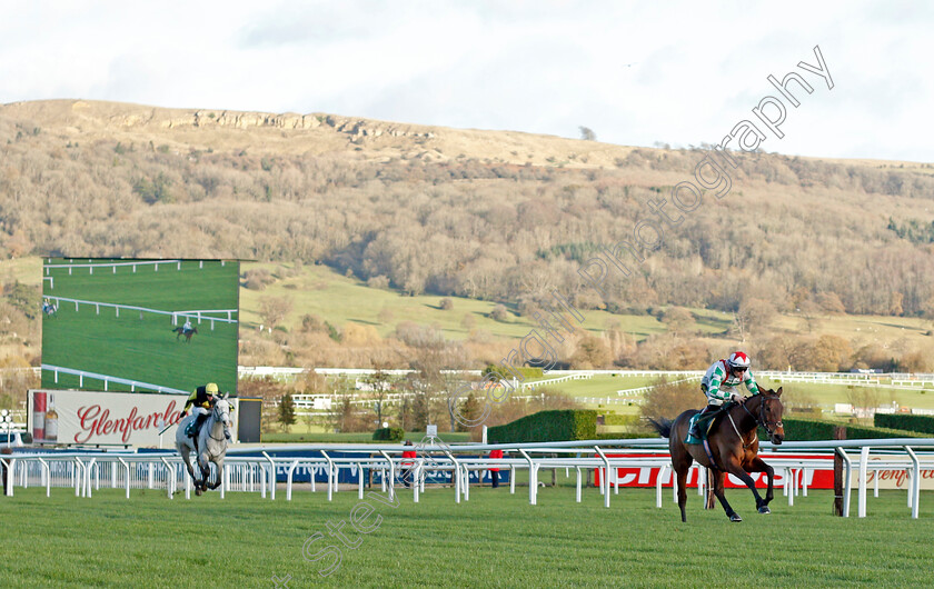 Vienna-Court-0004 
 VIENNA COURT (Sam Twiston-Davies) wins The CF Roberts Electrical & Mechanical Services Mares Handicap Chase
Cheltenham 10 Dec 2021 - Pic Steven Cargill / Racingfotos.com