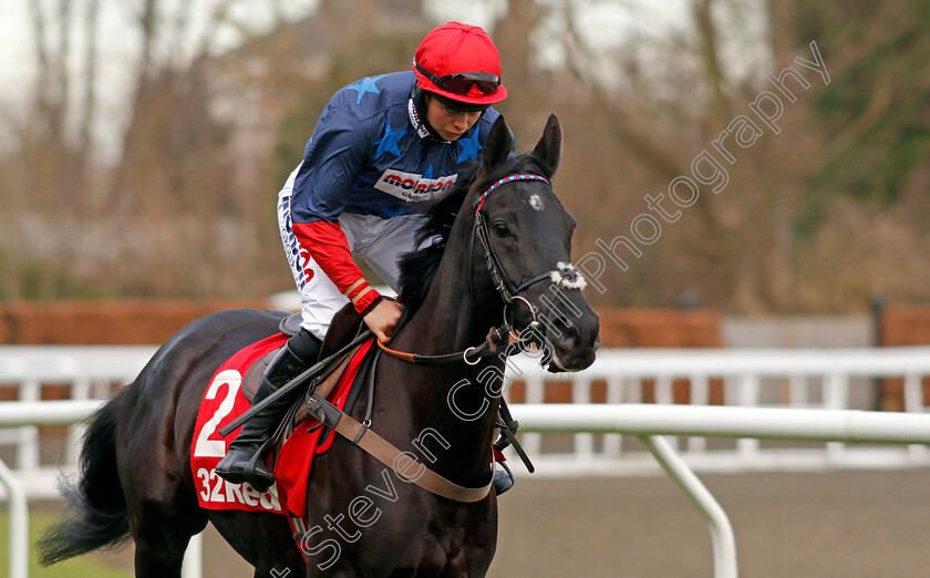 Black-Corton-0001 
 BLACK CORTON (Bryony Frost) winner of The 32Red Kauto Star Novices Chase Kempton 26 Dec 2017 - Pic Steven Cargill / Racingfotos.com