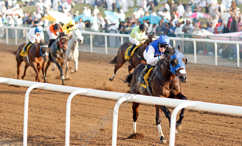 Shillong-0003 
 SHILLONG (Pat Cosgrave) wins The British University Dubai Handicap Jebel Ali 26 Jan 2018 - Pic Steven Cargill / Racingfotos.com