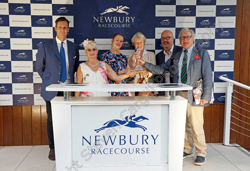 Cinnodin-0015 
 Presentation for The Bob Barker Memorial Handicap
Newbury 27 Jul 2023 - Pic Steven Cargill / Racingfotos.com