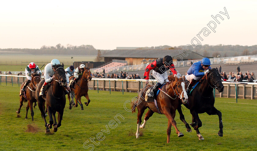 Al-Fajir-Mukbile-0001 
 AL FAJIR MUKBILE (right, Gerald Mosse) beats STEEVE (centre) in The Newmarket Equine Security Nursery
Newmarket 24 Oct 2018 - Pic Steven Cargill / Racingfotos.com