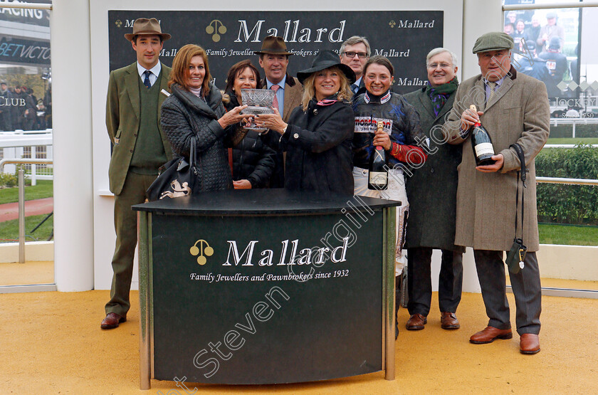 Black-Corton-0007 
 Presentation to Bryony Frost, Paul Nicholls and owners for The mallardjewellers.com Novices Chase won by BLACK CORTON Cheltenham 18 Nov 2017 - Pic Steven Cargill / Racingfotos.com