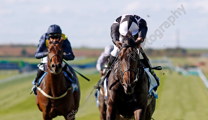 Coto-De-Caza-0004 
 COTO DE CAZA (Harry Davies) wins The Newmarket Academy Godolphin Beacon Project Cornwallis Stakes
Newmarket 11 Oct 2024 - pic Steven Cargill / Racingfotos.com