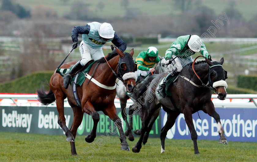 Missed-Approach-0002 
 MISSED APPROACH (left, Noel McParlan) beats MALL DINI (right) in The Fulke Walwyn Kim Muir Challenge Cup Amateur Riders Handicap Chase Cheltenham 15 Mar 2018 - Pic Steven Cargill / Racingfotos.com