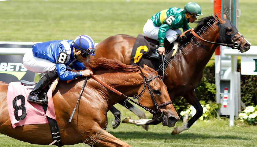 Almanaar-0005 
 ALMANAAR (left, Joel Rosario) beats TICONDEROGA (right) in Allowance Optional Claimer 
Belmont Park 8 Jun 2018 - Pic Steven Cargill / Racingfotos.com