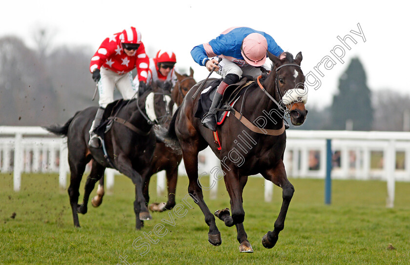 Malaya-0003 
 MALAYA (Sam Twiston-Davies) wins The Sport Relief/GBR Billion Steps Challenge Juvenile Handicap Hurdle 25 Mar 2018 - Pic Steven Cargill / Racingfotos.com