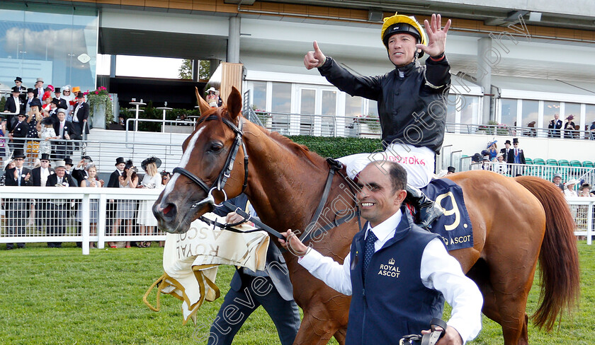 Stradivarius-0013 
 STRADIVARIUS (Frankie Dettori) after The Gold Cup
Royal Ascot 21 Jun 2018 - Pic Steven Cargill / Racingfotos.com