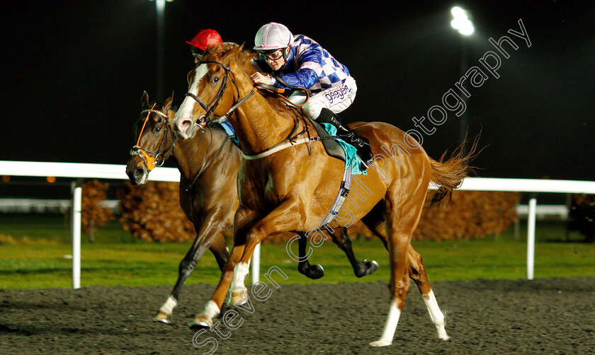 Target-Zone-0003 
 TARGET ZONE (David Probert) wins The 32Red On The App Store Maiden Stakes
Kempton 16 Jan 2019 - Pic Steven Cargill / Racingfotos.com