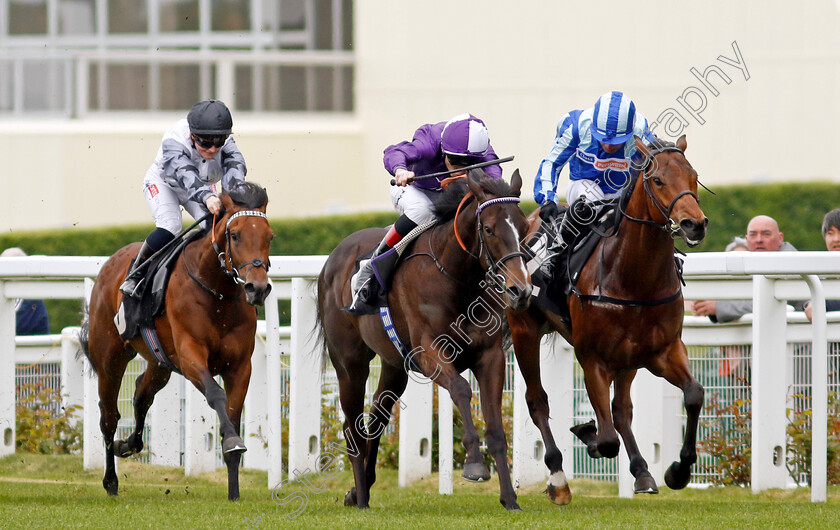 Enchanting-Empress-0005 
 ENCHANTING EMPRESS (centre, David Egan) beats ROCK HUNTER (right) in The Royal Ascot Two-Year-Old Trial EBF Conditions Stakes
Ascot 1 May 2024 - Pic Steven Cargill / Racingfotos.com