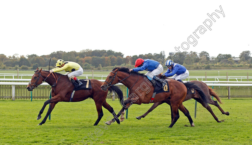 New-London-0002 
 NEW LONDON (right, William Buick) beats SOUL STOPPER (left) in The Home of Racing Maiden Stakes
Newmarket 20 Oct 2021 - Pic Steven Cargill / Racingfotos.com