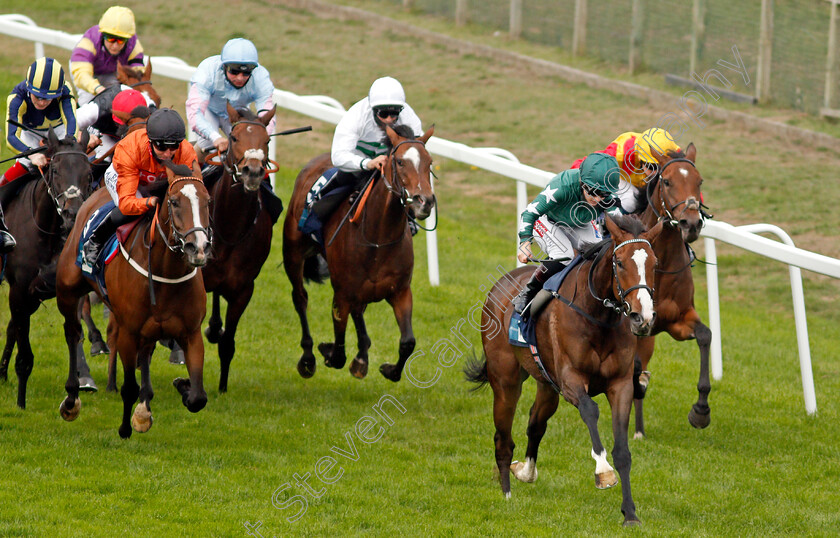 Majestic-Noor-0007 
 MAJESTIC NOOR (Hollie Doyle) beats BLACK LOTUS (left) in The EBF Stallions John Musker Fillies Stakes
Yarmouth 16 Sep 2020 - Pic Steven Cargill / Racingfotos.com