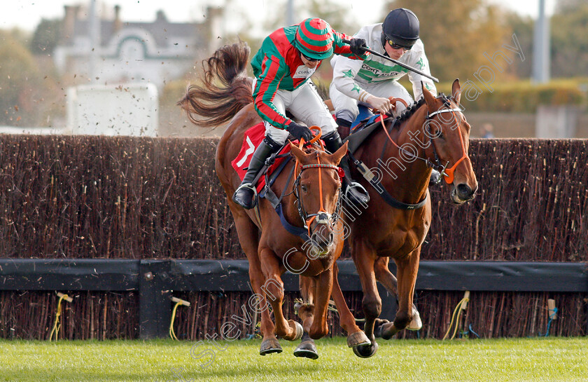 Exitas-0003 
 EXITAS (right, Conor Shoemark) beats VOLT FACE (left) in The Matchbook Betting Podcast Novices Handicap Chase Kempton 22 oct 2017 - Pic Steven Cargill / Racingfotos.com