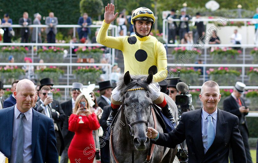 Defoe-0010 
 DEFOE (Andrea Atzeni) after The Hardwicke Stakes
Royal Ascot 22 Jun 2019 - Pic Steven Cargill / Racingfotos.com