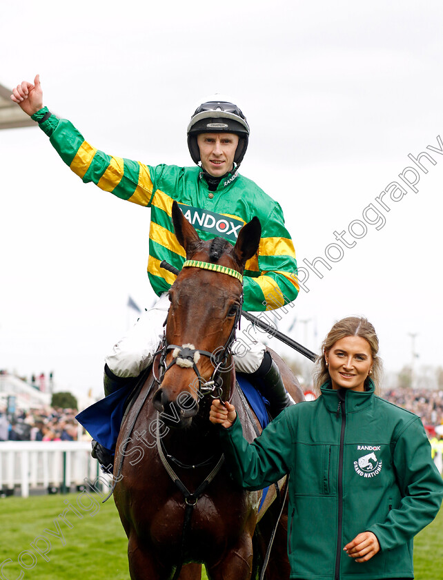 Inothewayurthinkin-0006 
 INOTHEWAYURTHINKIN (Mark Walsh) winner of The Huyton Asphalt Franny Blennerhassett Memorial Mildmay Novices Chase
Aintree 12 Apr 2024 - Pic Steven Cargill / Racingfotos.com