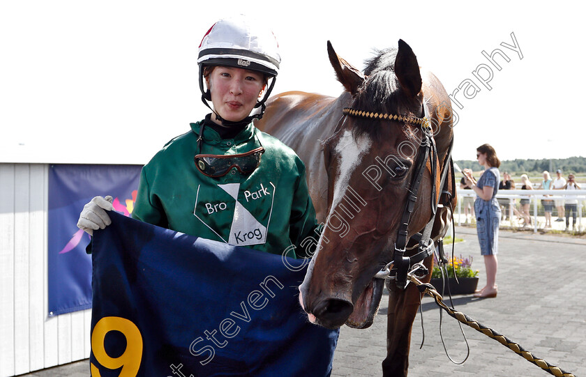 Chilterns-0010 
 CHILTERNS (Nanako Fujita) after The Women Jockeys' World Cup Leg5 
Bro Park, Sweden 30 Jun 2019 - Pic Steven Cargill / Racingfotos.com