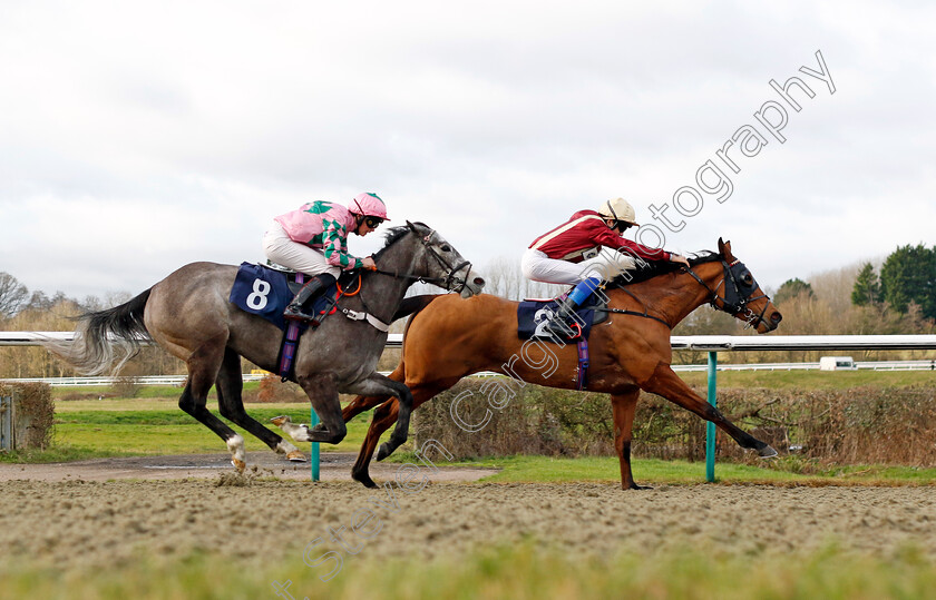 Storymaker-0001 
 STORYMAKER (Tommie Jakes) beats BOOM BOOM POW (left) in The BetMGM Golden Goals Fillies Handicap
Lingfield 23 Dec 2023 - Pic Steven Cargill / Racingfotos.com