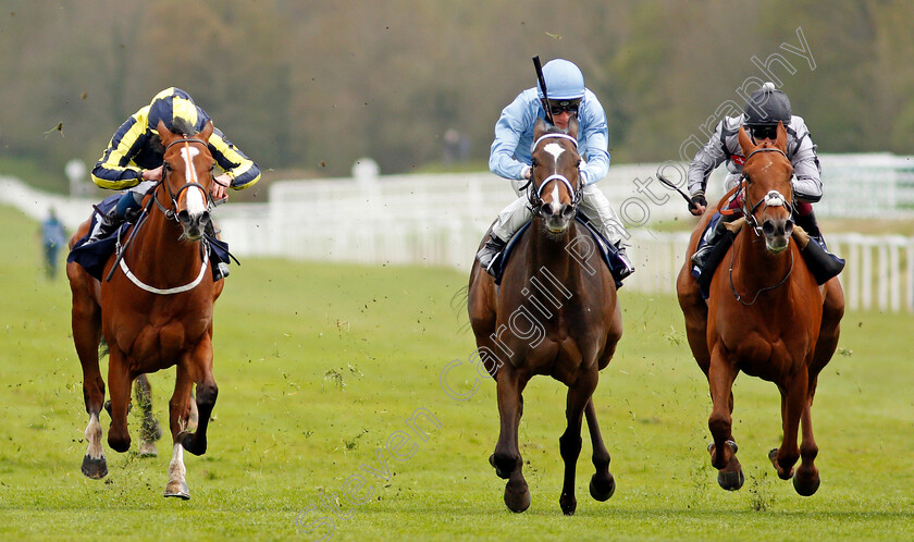 Axana-0004 
 AXANA (centre, Jason Watson) beats BOUNCE THE BLUES (right) and ISABELLA GILES (left) in The Novibet Chartwell Stakes
Lingfield 8 May 2021 - Pic Steven Cargilll / Racingfotos.com