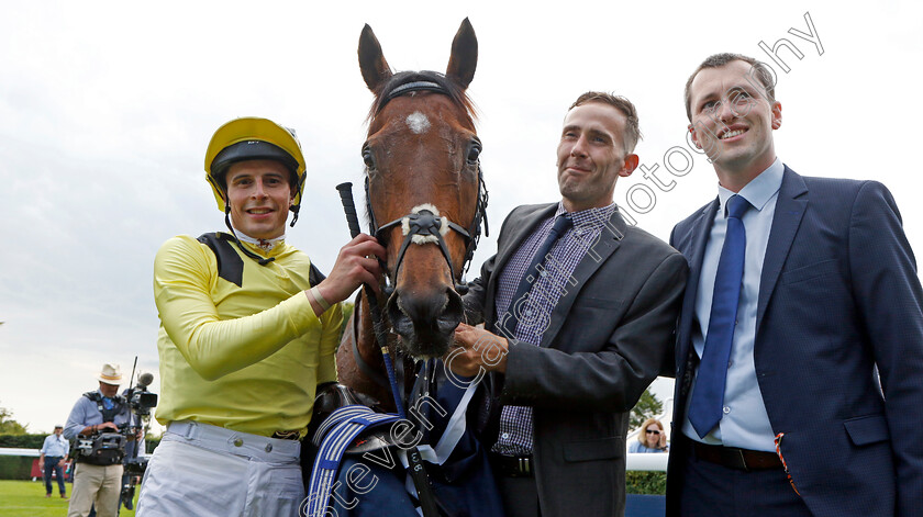 Jadoomi-0012 
 JADOOMI (William Buick) winner of The William Hill Celebration Mile
Goodwood 27 Aug 2022 - Pic Steven Cargill / Racingfotos.com