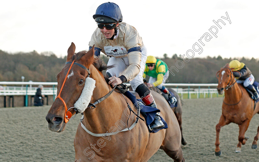 Watchable-0003 
 WATCHABLE (Shane Gray) wins The Betway Handicap
Lingfield 9 Dec 2019 - Pic Steven Cargill / Racingfotos.com