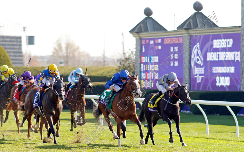 Mischief-Magic-0010 
 MISCHIEF MAGIC (William Buick) beats DRAMATISED (right) in The Breeders' Cup Juvenile Turf Sprint
Breeders Cup Meeting, Keeneland USA, 4 Nov 2022 - Pic Steven Cargill / Racingfotos.com