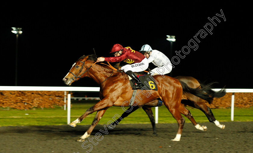 Mr-Ritz-0002 
 MR RITZ (Martin Harley) wins The 32Red/British Stallion Studs EBF Novice Stakes Kempton 20 Dec 2017 - Pic Steven Cargill / Racingfotos.com