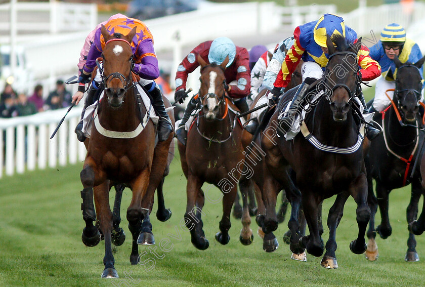 First-Assignment-0003 
 FIRST ASSIGNMENT (left, Tom Scudamore) beats VIVE LE ROI (right) in The Brandon Hill Capital Handicap Hurdle
Cheltenham 26 Oct 2018 - Pic Steven Cargill / Racingfotos.com