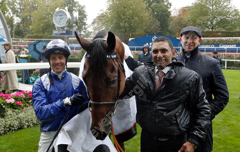 Laraaib-0009 
 LARAAIB (Jim Crowley) with trainer Owen Burrows after The Stella Artois Cumberland Lodge Stakes
Ascot 6 Oct 2018 - Pic Steven Cargill / Racingfotos.com