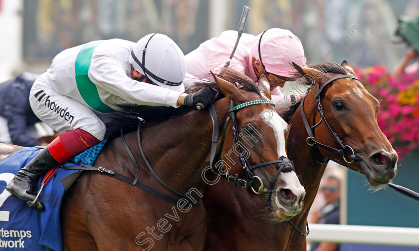 Warm-Heart-0001 
 WARM HEART (right, James Doyle) beats FREE WIND (left) in The Pertemps Network Yorkshire Oaks
York 24 Aug 2023 - Pic Steven Cargill / Racingfotos.com