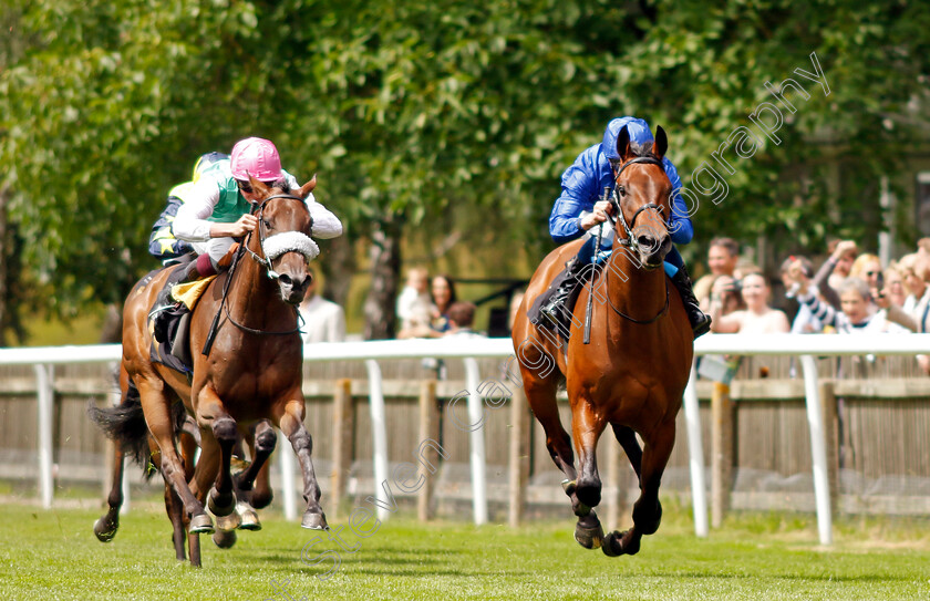 Dance-Sequence-0005 
 DANCE SEQUENCE (William Buick) beats UPSCALE (left) in The Blandford Bloodstock Maiden Fillies Stakes
Newmarket 1 Jul 2023 - Pic Steven Cargill / Racingfotos.com