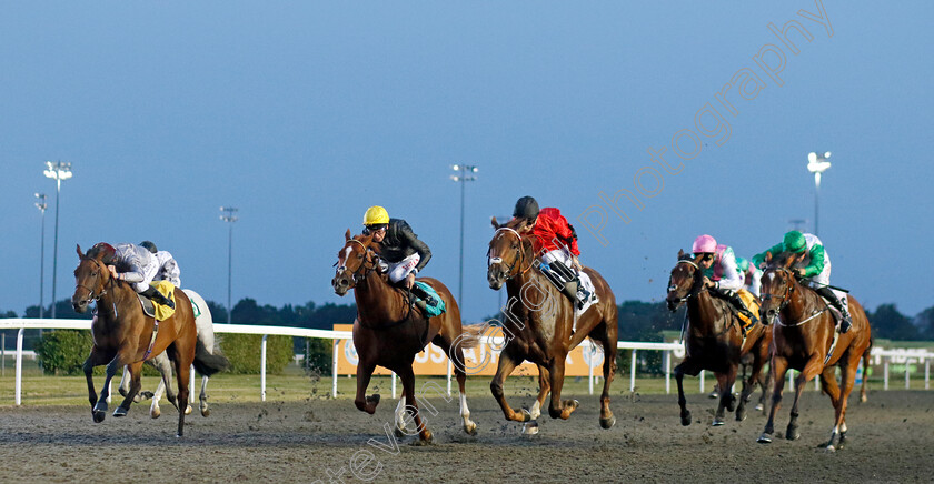 Beccara-Rose-0006 
 BECCARA ROSE (red, Harry Davies) beats VENUS ROSEWATER (yellow cap) and DOHA (left) in The NFRC Irish EBF Maiden Fillies Stakes
Kempton 8 Sep 2023 - Pic Steven Cargill / Racingfotos.com