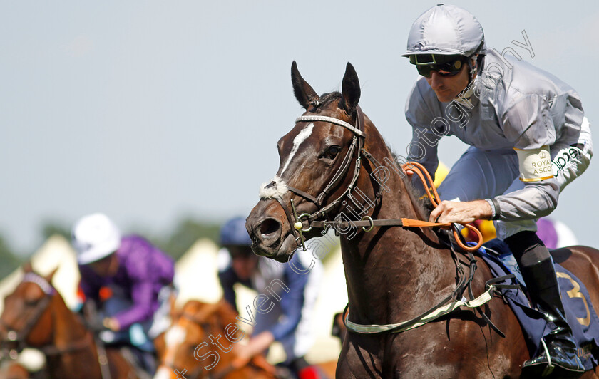 Dramatised-0007 
 DRAMATISED (Daniel Tudhope) wins The Queen Mary Stakes
Royal Ascot 15 Jun 2022 - Pic Steven Cargill / Racingfotos.com