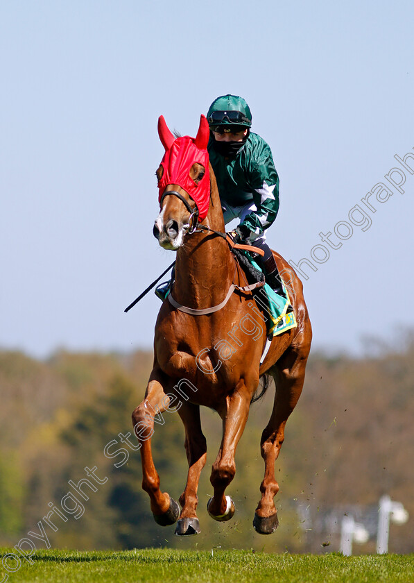 Extra-Elusive-0001 
 EXTRA ELUSIVE (Hollie Doyle)
Sandown 23 Apr 2021 - Pic Steven Cargill / Racingfotos.com