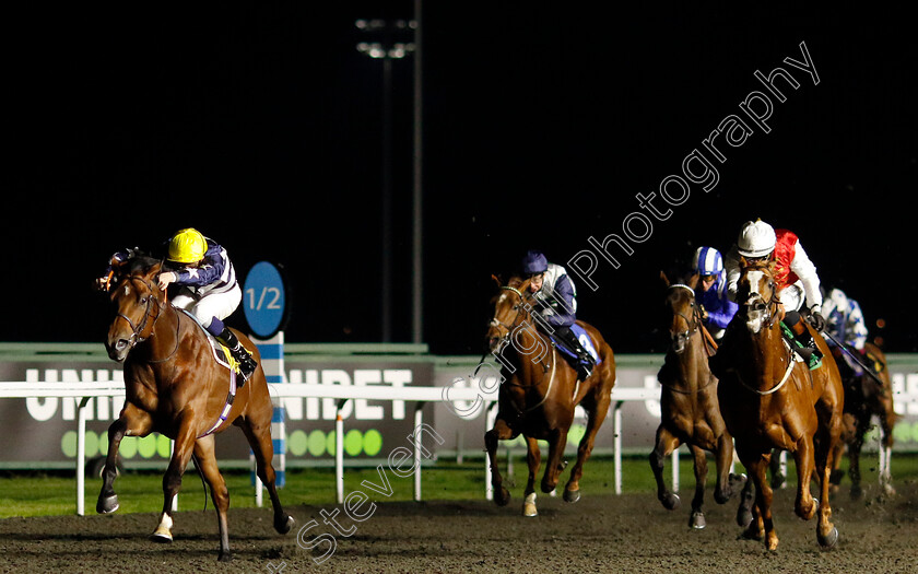 Happy-Banner-0005 
 HAPPY BANNER (Hector Crouch) wins The Unibet British Stallion Studs EBF Novice Stakes Div1 
Kempton 11 Dec 2024 - Pic Steven Cargill / Racingfotos.com